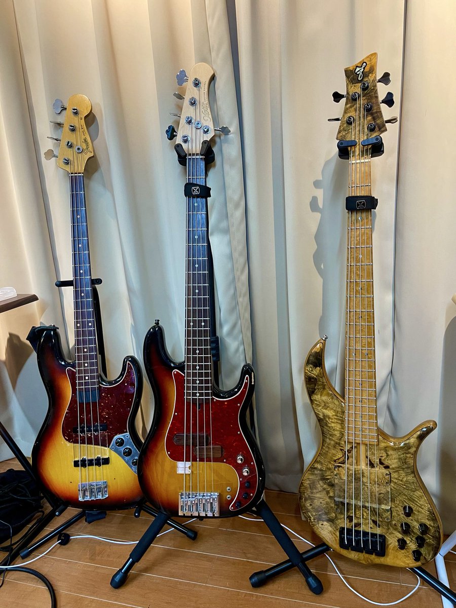 acme_rikito's tweet photo. 今日はレコーディングdayでしたー♪

スタジオ行ったら前川君のアルバムが置いてあった（笑）

#前川優希 
#ENcall https://t.co/xYQYnx3EiU