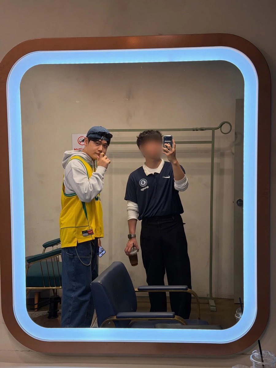 gureusi_min's tweet photo. 국대 이스포츠 매니저 님이 올려준 #Gumayusi 📸 https://t.co/eGjwtEH2sz
