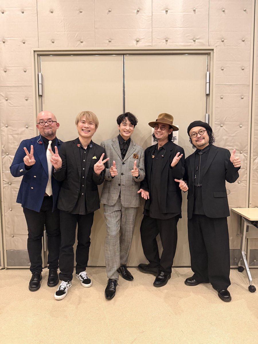 8ch_piano's tweet photo. 小関裕太 音楽ライブイベント『 ULTERIUS 』 @ 東京・品川インターシティホール 1日2公演、無事終了！音楽監督・バンドマスター・ピアノ演奏させて頂きました。小関くんの少年の如きフレッシュさ、純粋な音楽愛が溢れる素敵なステージにご一緒できて幸せでした。ありがとうございました。 https://t.co/2uKgNewJvh