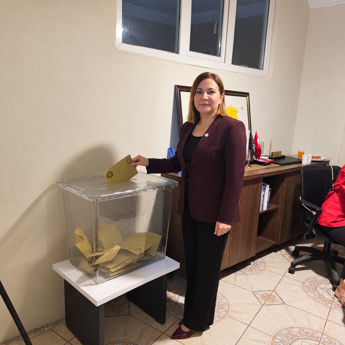 SuzanMyk's tweet photo. Bugün Merkez İlçe Başkanlığımızın 1. Olağan Kongresi’ni gerçekleştirdik.
Merkez İlçe Başkanlığına seçilen Celal Beysi’yi ve yönetimini tebrik ediyor, yeni dönemde başarılar diliyorum.
Birlik, dayanışma ve örgütlü mücadelemizle hep birlikte daha güçlü yarınlara… https://t.co/dOSiCUT2Np