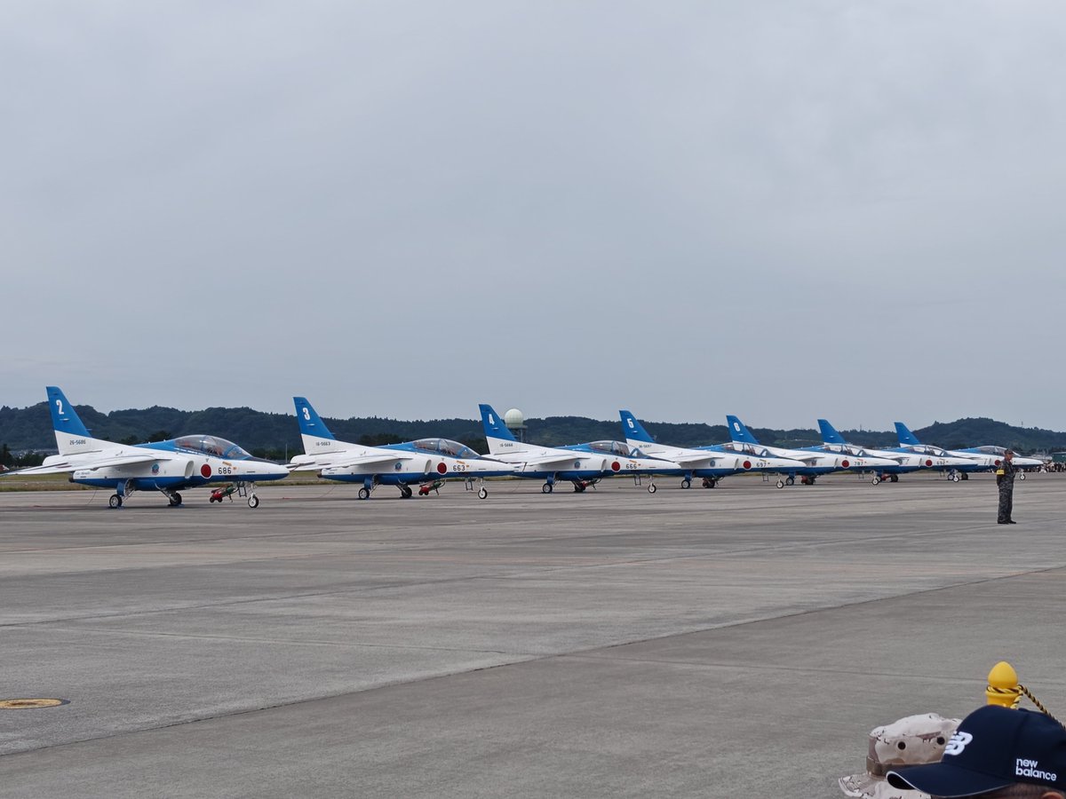P1Y1_Frances's tweet photo. 今日は松島基地航空祭。だいぶ久しぶりです（調べたら前回訪問は2017年でした）。今年から夏開催ではなく、秋開催に変わってます。
記念塗装機かっこいいです。塗装ではなく、痛車と同じデカールとのこと。
🦉「ﾋｻﾞｼｶﾞﾅｸﾃｻﾑｲｸﾞﾗｲﾀﾞｯﾀﾅ」
#まひろウといっしょ https://t.co/PtYBKEVLFi