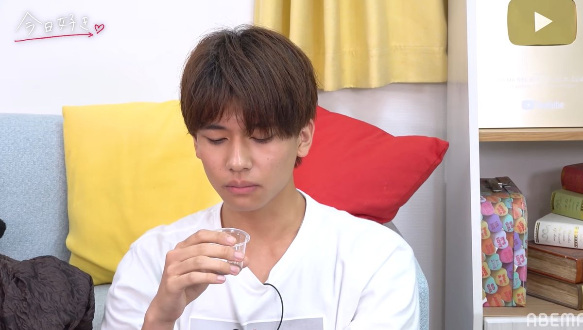 non_oO_'s tweet photo. 苦丁茶を普通に飲めるはるか
苦丁茶の苦さに悶絶するせいあやすーちゃん https://t.co/1462pG4Lc3