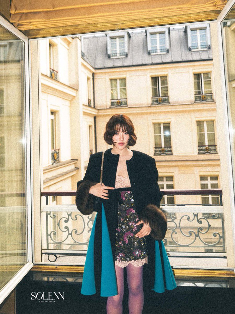 Tarn_Wanwi's tweet photo. สมการรอคอยกับคนเก่งของแม่ๆ
ฟรีนลูก เริ่ดเกิ้นนน

SAROCHA X VALENTINO PFW SS27
#ValentinoSS27xFreen
#ValentinoAntibiblioteca
#ValentinoGaravani
#srchafreen
#PFW

@valentinoTH @MaisonValentino https://t.co/SuwOKtCDZ6