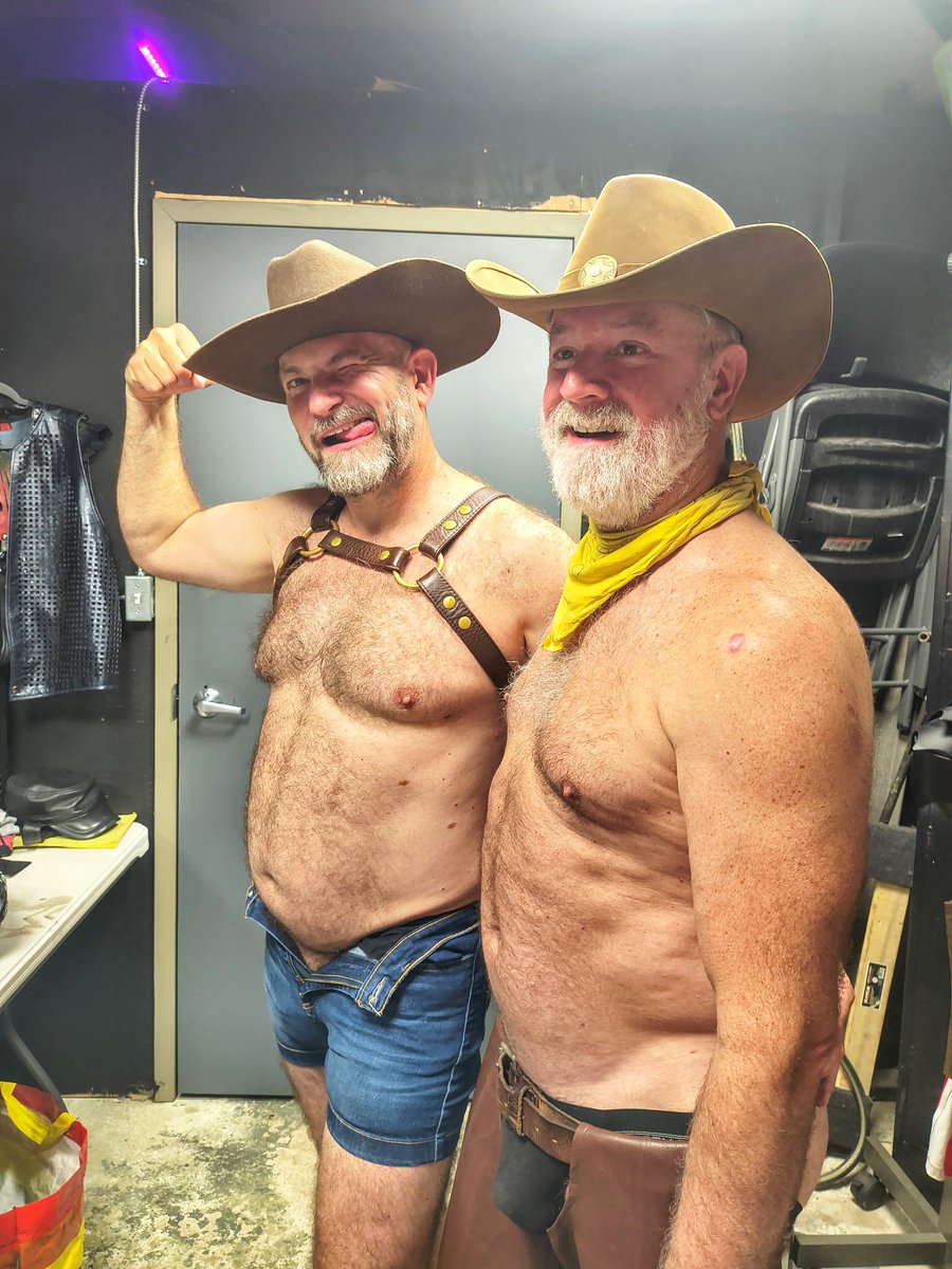 bearfoothunter1's tweet photo. Well that was wild! The 3MBs gogo danced together last night....here we are in the dressing room....plenty of white man rhythm but we had fun!
#3muskybears @DadNxt @Seattle_Dad https://t.co/9jMRGCzn4F