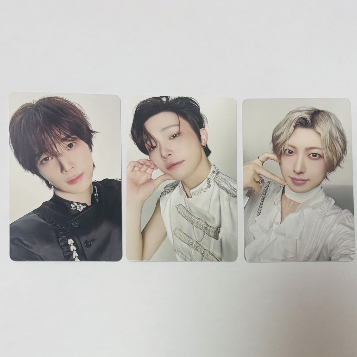 y___andu's tweet photo. &TEAM mark on you MoY ツアーグッズ POPUP トレカ リング 交換 買取

⋆. ݁┈┈┈┈┈┈┈┈┈┈┈┈┈┈┈┈┈݁.⋆
譲┊︎画像の物
       ランダムトレカ、アクリルリング、8000円特典

求┊︎未使用シリアル、買取、リングYUMA文字
       (1枚目各600👑🍓ホログラムのみ1000、2枚目交換のみ、3枚目各800)+送料
⋆. ݁┈┈┈┈┈┈┈┈┈┈┈┈┈┈┈┈┈݁.⋆

多少の値下げ可
都内手渡し、11/6 1/30手渡し、郵送📮

纏めての方、未使用シリアル優先
お気軽にお声掛け下さい🍀⋆゜
#andTEAM交換 #andTEAM買取 #andTEAM譲 
#andTEAM_交換 #andTEAM_買取 #andTEAM_譲