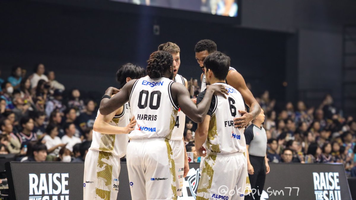 okapi_sm77's tweet photo. 本当に本当に満身創痍でかっこよかった🖤
今季初信州は勝ち！！！！
久しぶりにカメラも使ったしいい写真が撮れたと思ってる📸
次は１０日☆ミ
 #信州ブレイブウォリアーズ https://t.co/PfgpEapkFz