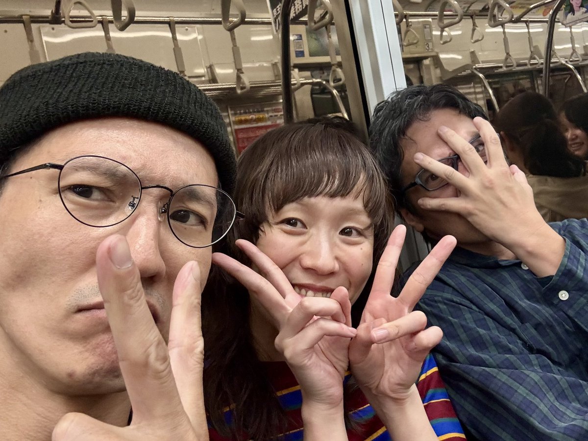 exaxdx's tweet photo. BLEW観れてよかった…CIGARETTEMANくらい今後観れないと思ってたし
そして札幌で会ったBLEWの自作ブートTシャツ姉さんとエンカウントして飲酒できて良かった！CLUBしょでおんなじ空間いたのが判明して奇跡！
良い夜でした👏🏻 https://t.co/iuLkFnsV1A