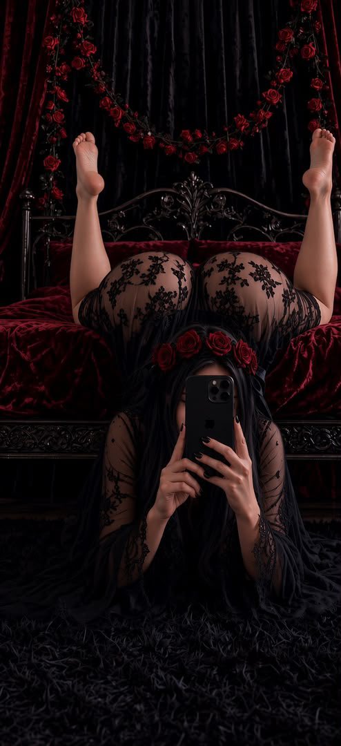 piperfjek's tweet photo. Need a pillow to rest your face?🤭 https://t.co/v2nMpNfIaW