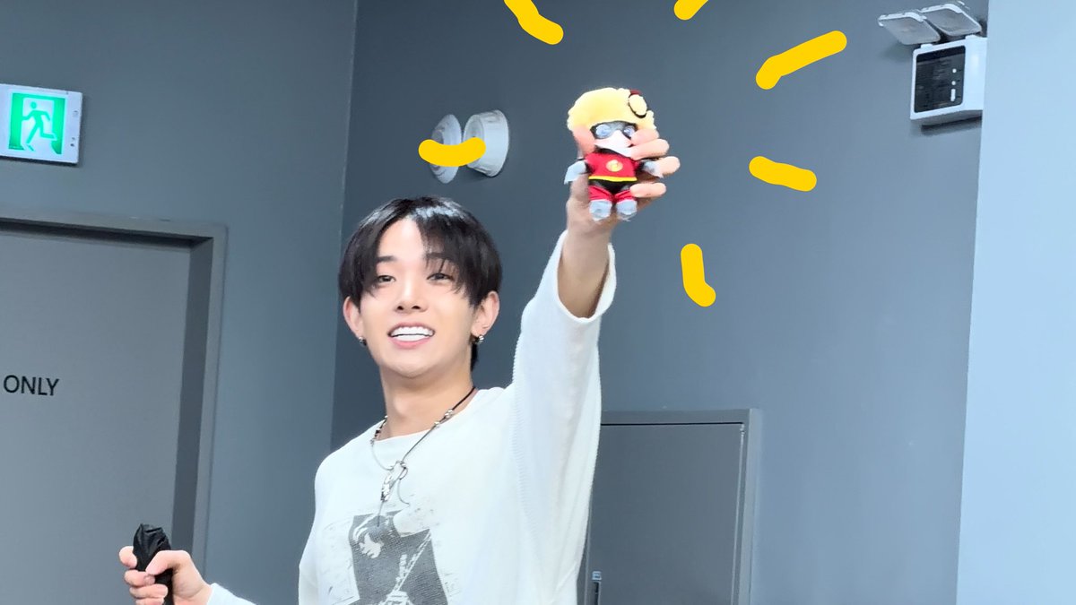 muunciq's tweet photo. 막방막팬 너어무 죠아따
오늘 희승이가 젤 잘생겼어‼️

(원하는거 뽑은 히승이이.. https://t.co/sb9iMtYmwa