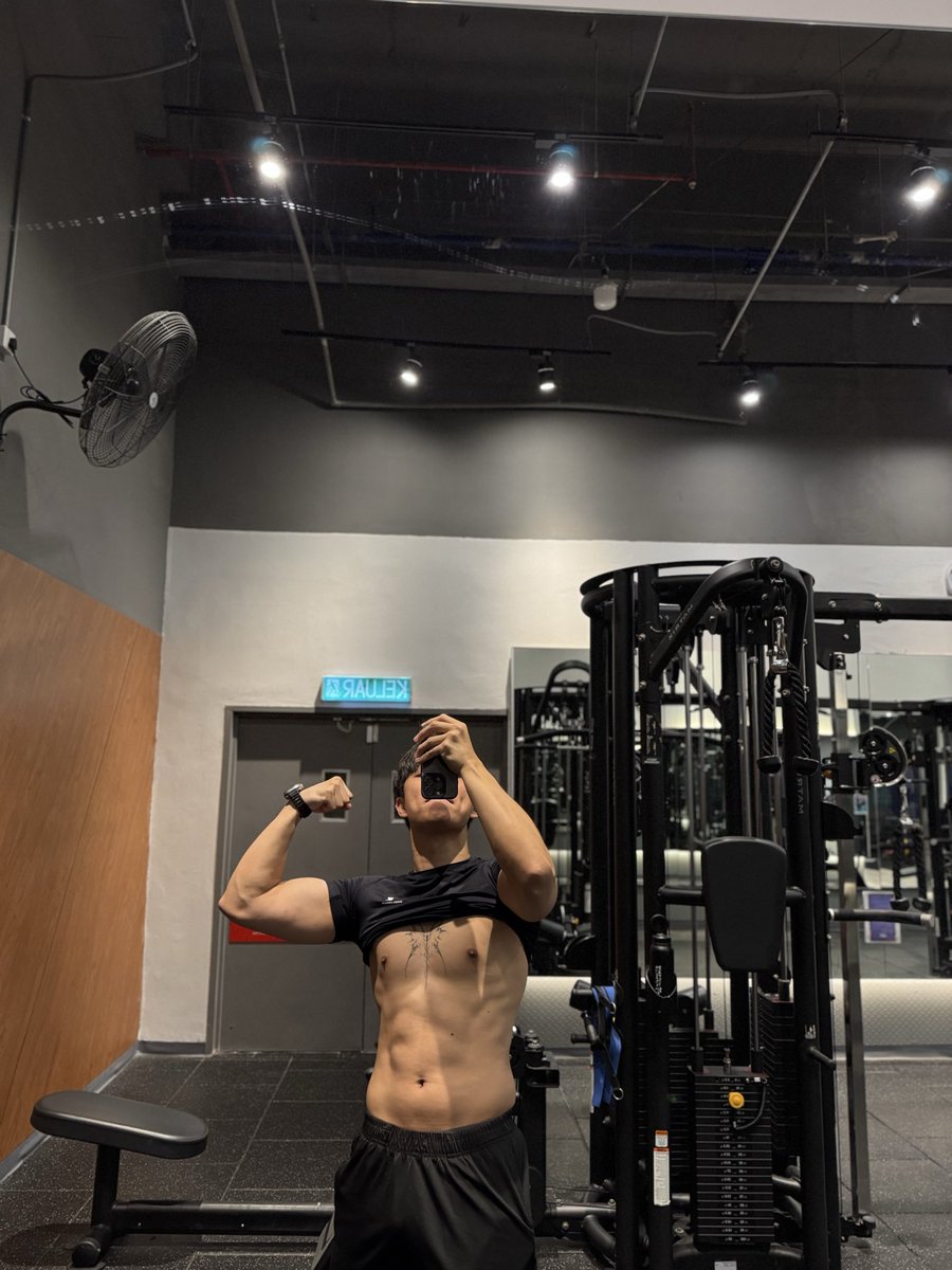 KingsleyTeoh_'s tweet photo. #Gym https://t.co/AJQFOCNdKA
