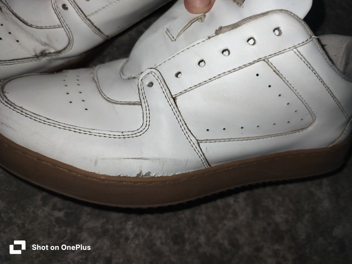_Mandeep____'s tweet photo. @StayWrogn Really disappointed with the quality of shoes. I bought them just 2 months ago, barely used 20 days. Yet, the shoes are already showing cracks, peeling and damage. Please look into this and provide a proper resolution. #WROGN #CustomerService #PoorQuality #viratkohli https://t.co/m0tQkukuge
