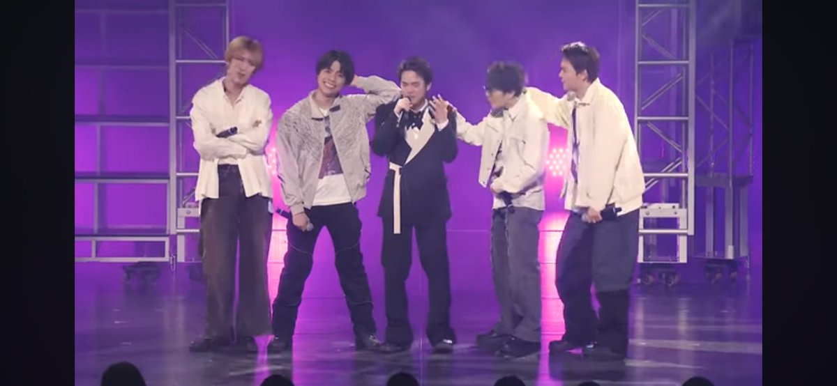 papipucotton's tweet photo. こういうエモいつかあるのかな~~
あとTL見てると「感情どうしようもないときに笑うしかできない人」の気持ちって同じ経験したことある人しかわかんないみたい、私はわかる側でよかったよ https://t.co/vvG808ql75