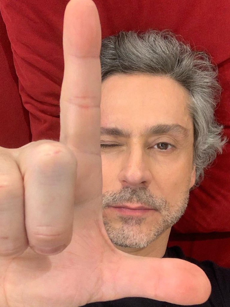 sofisvrrgara's tweet photo. já exerceram o papel de cidadão de vocês? https://t.co/czkHVGjNvJ