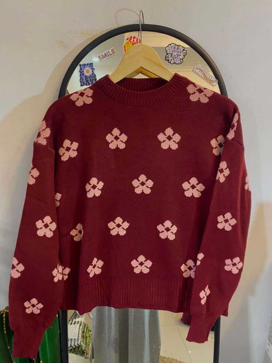 Bubuuuys's tweet photo. cardigan secakep ini cuma 80rb an😭💗 stock terbatas ya langsung chat aja untuk tau lebih detailnya 😍 https://t.co/k9qrEnZ2XE