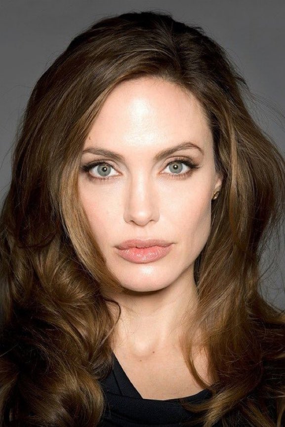 frekanstr_'s tweet photo. Angelina Jolie’nin Gazze paylaşımı:

"Artık Google Earth'ü açıp Gazze'ye ne yapıldığını görebilirsiniz. Mahalleler enkaza döndü.

Evler, okullar, hastaneler ve altyapı zarar gördü veya yok edildi." https://t.co/8p6ovQ3fFQ