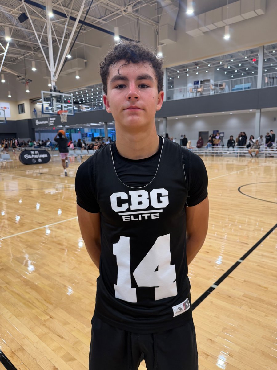 theCBGLive's tweet photo. 2027 Taron White scored 15 points to help lead TPLS PG to a win over 2028 Danny Mooney and his CBG Premier team. Mooney finished with a game-high of 29 points, including six treys to start the Sunday slate in our JUCO Prep Showdown.
#CBG #RunIt https://t.co/Lhk1EUkCsA