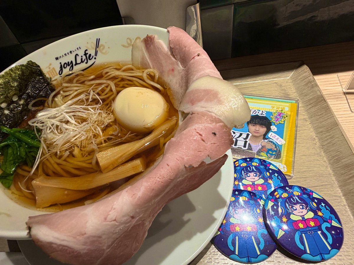 eri_sh__'s tweet photo. ほらとういくん、前にとういくんがやっ◯るさんと食べてたラーメンだよ☺️美味しかったよ🍜 https://t.co/xytXJvFg4l