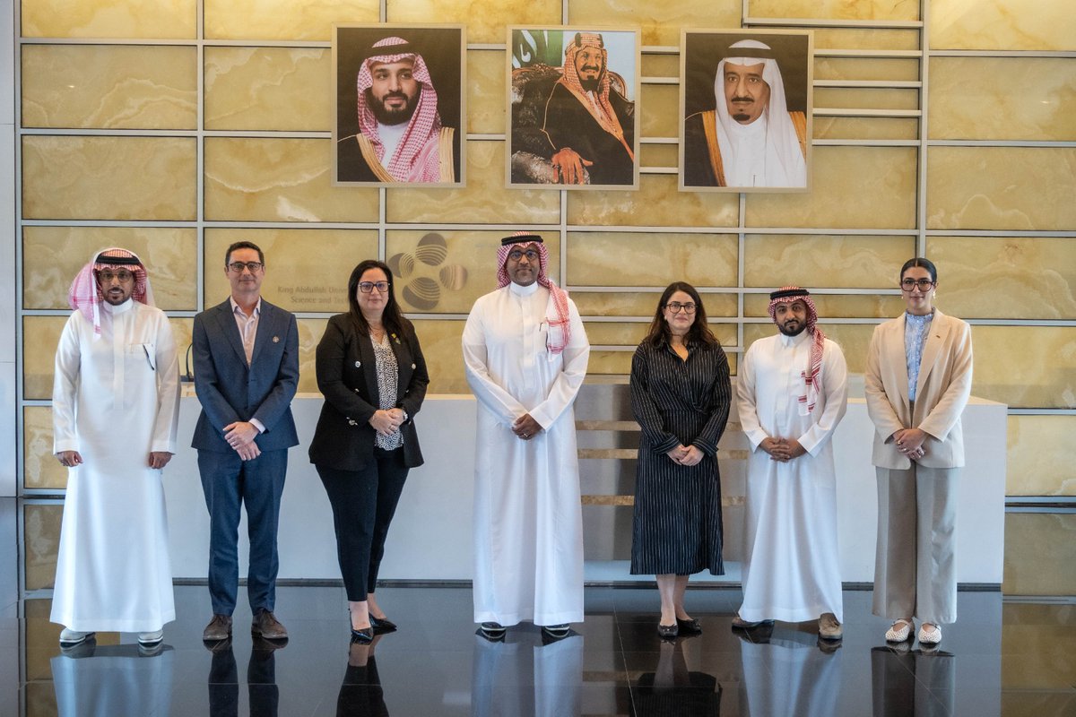 KAUST_News's tweet photo. KAUST welcomed a delegation from Colombia, led by Ms. Bárbara Mora Martínez, Chargé d’Affaires a.i. of the Embassy of Colombia to Saudi Arabia, to explore opportunities for collaboration with KAUST across education, research, innovation and talent development, and engage with the Colombian community at KAUST.
