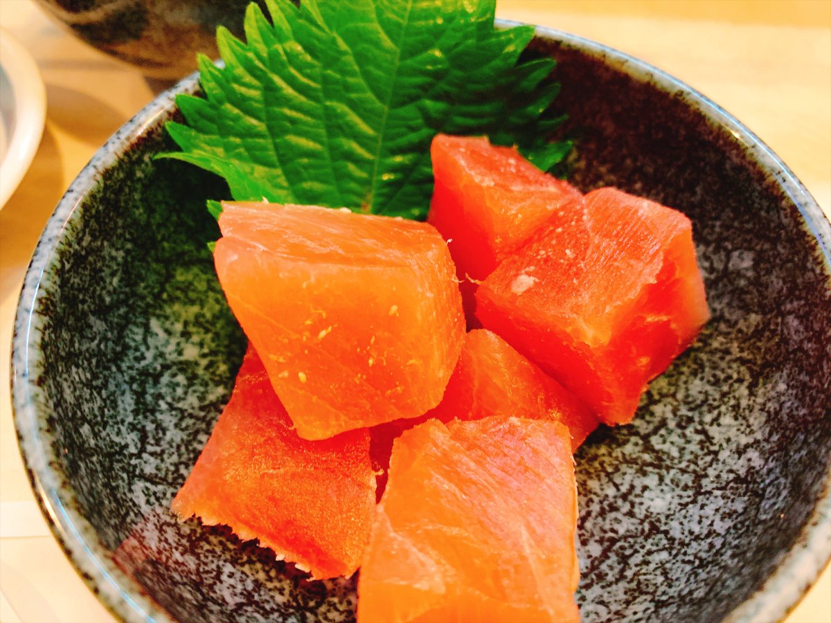 BBTengoku's tweet photo. ユニオンレア取れなかったので

われわれの串平さんでやけ飯･:*+.\(( °ω° ))/.:+

お通しのイカと里芋の煮物

マグロのブツ https://t.co/R350DWpDYc