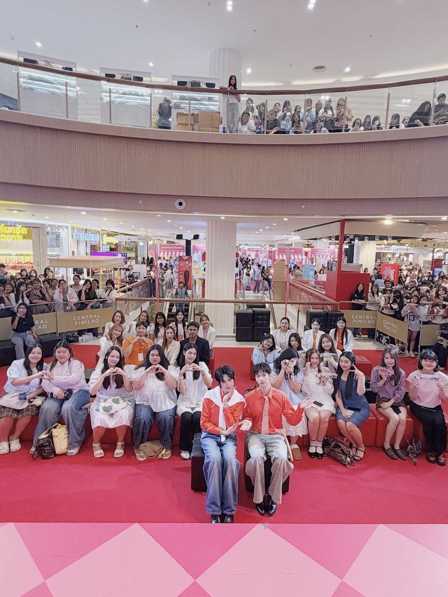 DomundiTV's tweet photo. ขอขอบคุณ @MISTINEOFFICIAL และ @topsthailand ที่ให้เกียรติ “ลาเต้” @latte_tnc และ “คิม” @Kkim_pongsaton ได้มาร่วมกิจกรรมงานในวันนี้นะคะ 🥰

ขอขอบคุณแฟน ๆ ทุกคนที่มาเจอกัน รวมถึงแฟน ๆ ที่ส่งกำลังใจมาให้ทั้งสองด้วยนะคะ 🫶🏻✨️

#MISTINExTopsxLatteKim
#MISTINExLatteKim https://t.co/7wfBwRzKda
