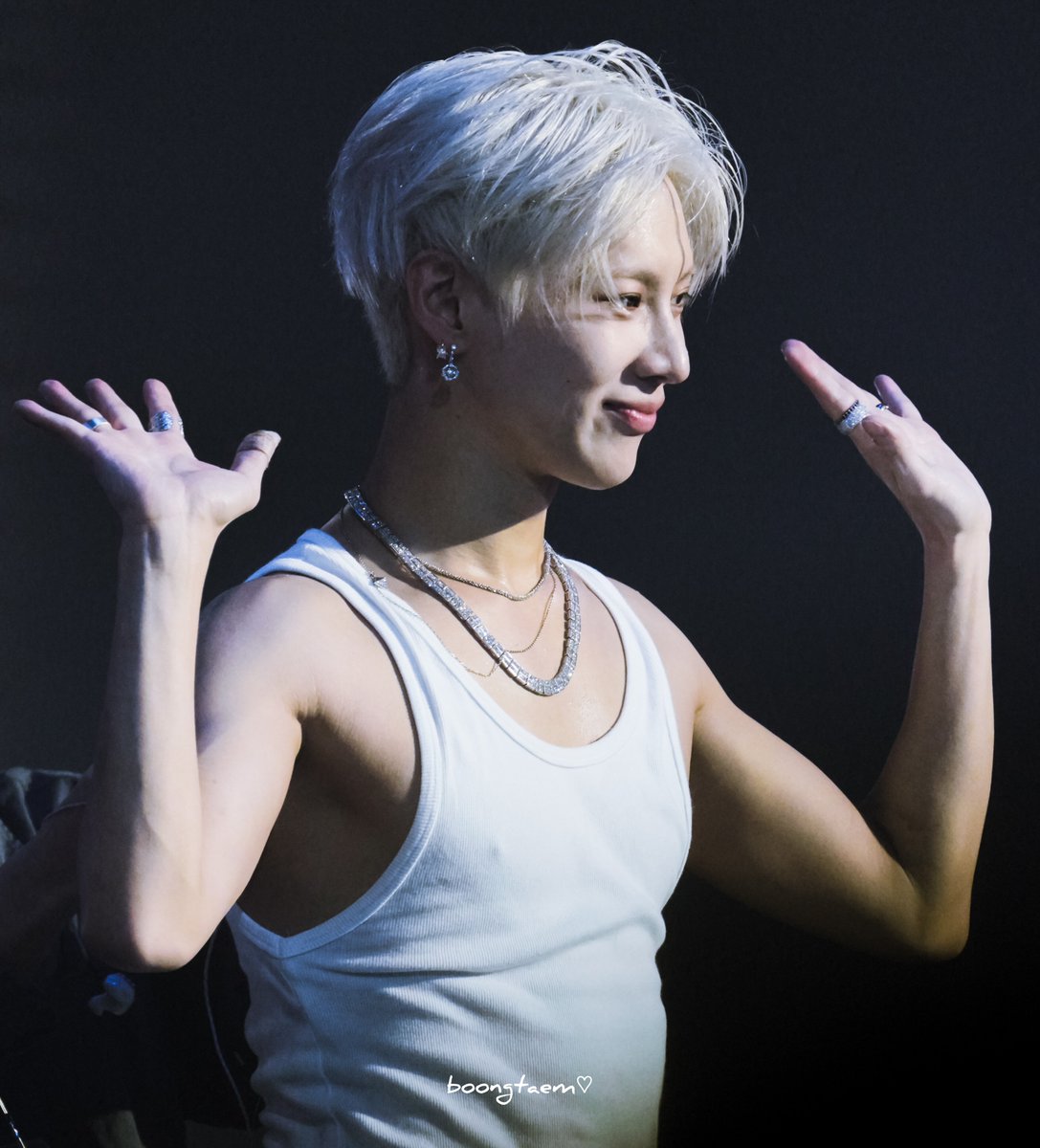 yzboongtaem's tweet photo. 260918-20
TAEMIN WORLD TOUR 
<LiMiNaL>in Seoul

태민이 💓

#태민 #TAEMIN #テミン #泰民
#TAEMIN_LiMiNaL https://t.co/K2uTicNweG