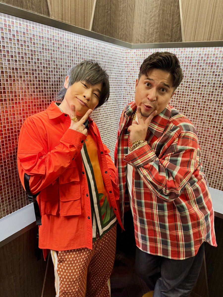 zurixzuri's tweet photo. #ヒプマイ12thライブ DAY2‼️
ありがとうございましたーー‼️
✨🎉1️⃣🎤😄🔊2️⃣🎊✨

7ディビジョンにU-ICHIさんにDDB、CDBの皆さんでお送りできた今回のライブ‼️
✨🎶💽☺️💽🎶✨
✨⛲️😁😄😊❤️✨
✨🔫👮‍♂️🙎‍♂️👨‍✈️💙✨
✨🍭😌😉😁💛✨
✨🐺🕺👨‍⚕️👨‍💼🩶✨
✨🪭😏🤗😎🧡✨
✨⚡️😊😈🤔💜✨
✨🀄️👩‍✈️👩🏻‍💼🧑‍✈️🩷✨
✨💃🕺🕺🕺💃✨
ほんまに終始めちゃくちゃ楽Cかったー‼️
✨✋😆🤚✨

やっぱりライブっていいですね‼️
✨🎤😆👍🙋‍♀️🙋🙋‍♂️✨

余韻びたびたに浸ってまーす‼️
✨🤤✨

配信アーカイブもありますので期間終了まで何度でも楽しんでくださいねーー‼️
✨👋☺️👋😆👋😎✨

そして次回‼️
#ヒプマイ13thライブ もお楽しみにー‼️
✨🎉1️⃣🪭😏🤗😎🧡3️⃣🎊✨