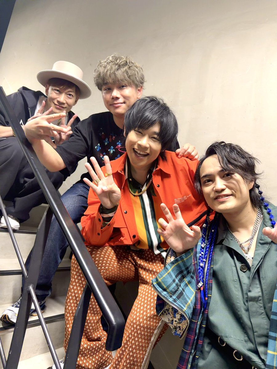 zurixzuri's tweet photo. #ヒプマイ12thライブ DAY2‼️
ありがとうございましたーー‼️
✨🎉1️⃣🎤😄🔊2️⃣🎊✨

7ディビジョンにU-ICHIさんにDDB、CDBの皆さんでお送りできた今回のライブ‼️
✨🎶💽☺️💽🎶✨
✨⛲️😁😄😊❤️✨
✨🔫👮‍♂️🙎‍♂️👨‍✈️💙✨
✨🍭😌😉😁💛✨
✨🐺🕺👨‍⚕️👨‍💼🩶✨
✨🪭😏🤗😎🧡✨
✨⚡️😊😈🤔💜✨
✨🀄️👩‍✈️👩🏻‍💼🧑‍✈️🩷✨
✨💃🕺🕺🕺💃✨
ほんまに終始めちゃくちゃ楽Cかったー‼️
✨✋😆🤚✨

やっぱりライブっていいですね‼️
✨🎤😆👍🙋‍♀️🙋🙋‍♂️✨

余韻びたびたに浸ってまーす‼️
✨🤤✨

配信アーカイブもありますので期間終了まで何度でも楽しんでくださいねーー‼️
✨👋☺️👋😆👋😎✨

そして次回‼️
#ヒプマイ13thライブ もお楽しみにー‼️
✨🎉1️⃣🪭😏🤗😎🧡3️⃣🎊✨