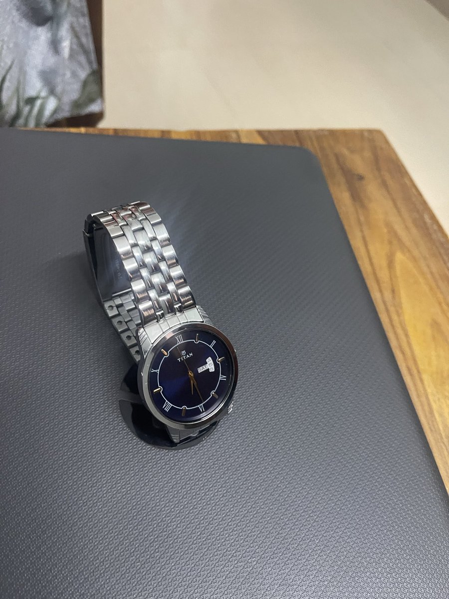 BhaskarYCP's tweet photo. @SwiggyInstamart @SwiggyCare @Swiggy

I purchased a Titan Analog Men’s Stainless Steel Watch through Swiggy Instamart (Order #249986457910380, ₹2,649). The watch is defective—the time is not showing correctly and the issue continues even after multiple resets/restarts.

I contacted customer support, but they refused a replacement or refund, stating that it was an “open-box delivery.” An open-box delivery does not justify supplying a defective product.

I request Swiggy to urgently review the issue and arrange a replacement or refund. Screenshots of the order, support conversation and product are attached.

If this is not resolved, I will escalate the matter through appropriate consumer grievance channels.

#Swiggy #SwiggyInstamart #ConsumerRights #TitanWatch