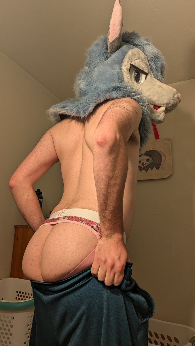CypressPoss_AD's tweet photo. Is it too fat?? 😢💔
Happy #jocktober everyone!! https://t.co/AyqNmIeWZM