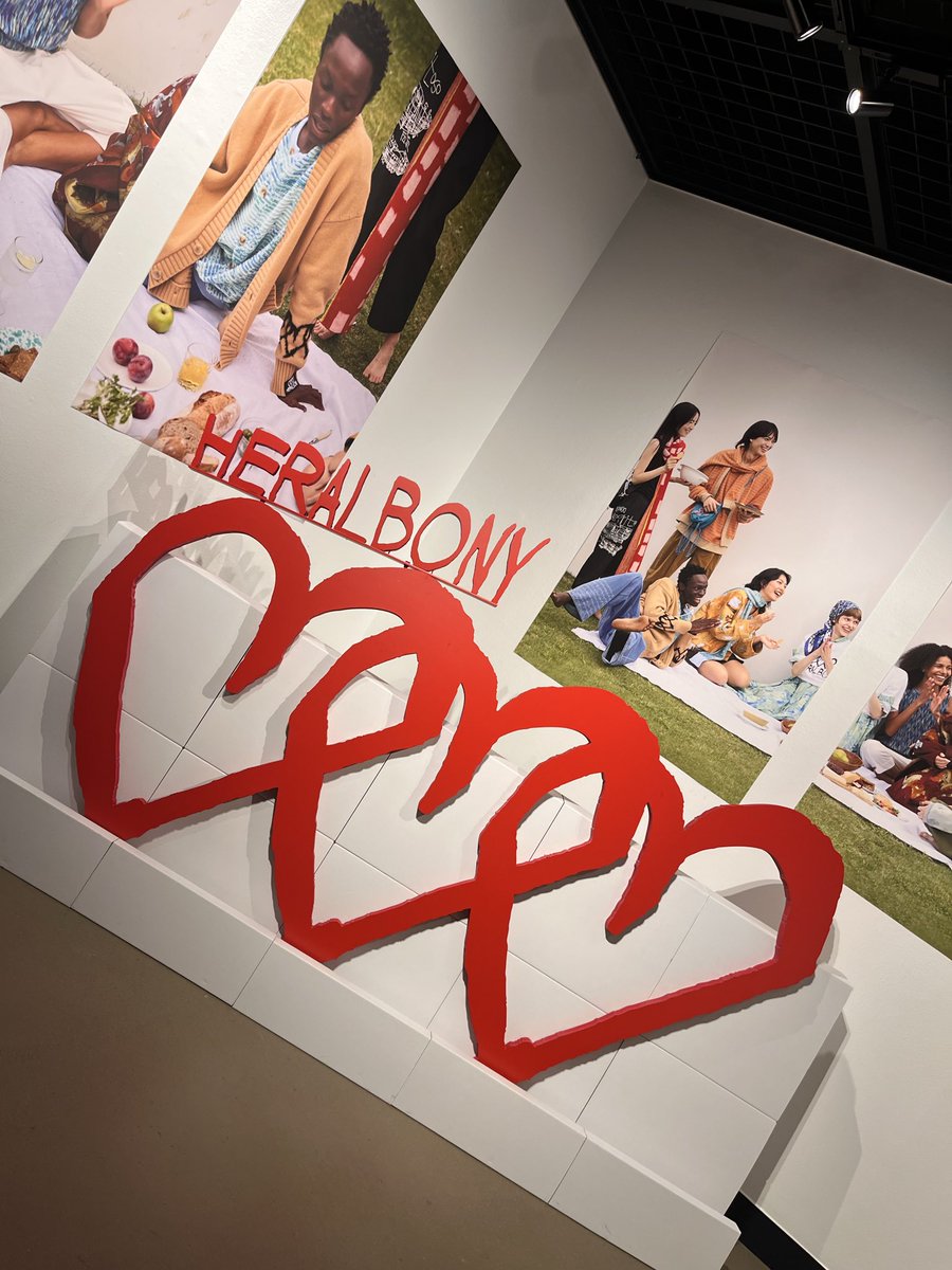 astro_sta's tweet photo. HERALBONY、最近はまってまっ
ブランドのミッションに参加しました！ #heartdemic #heralbony #PR https://t.co/2Bwr8teJiB
