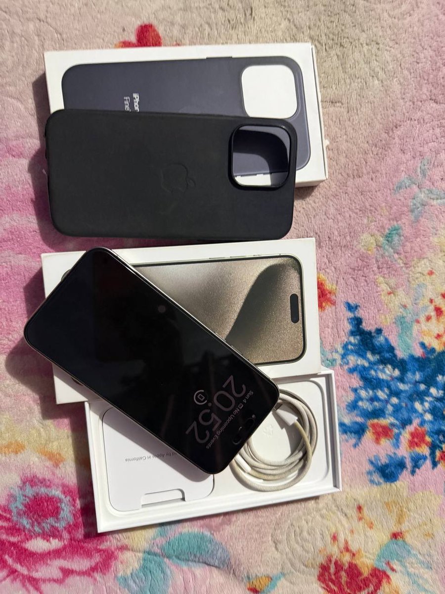 Galaliell's tweet photo. WTS Iphone 15 Pro Max 256 GB
Ex inter beacukai
Fullset
BH 83%
Free Case ori apple
Bisa cod di bintaro / MRT / SCBD
#wtsiphone #jualiphone #jualiphone15
Price 15jt https://t.co/g1LK2gZ7QO
