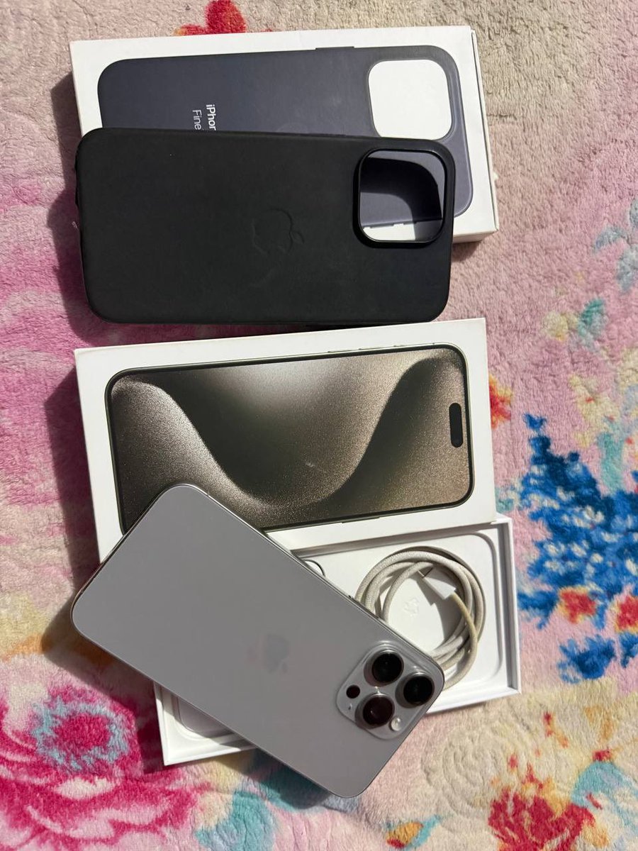 Galaliell's tweet photo. WTS Iphone 15 Pro Max 256 GB
Ex inter beacukai
Fullset
BH 83%
Free Case ori apple
Bisa cod di bintaro / MRT / SCBD
#wtsiphone #jualiphone #jualiphone15
Price 15jt https://t.co/g1LK2gZ7QO