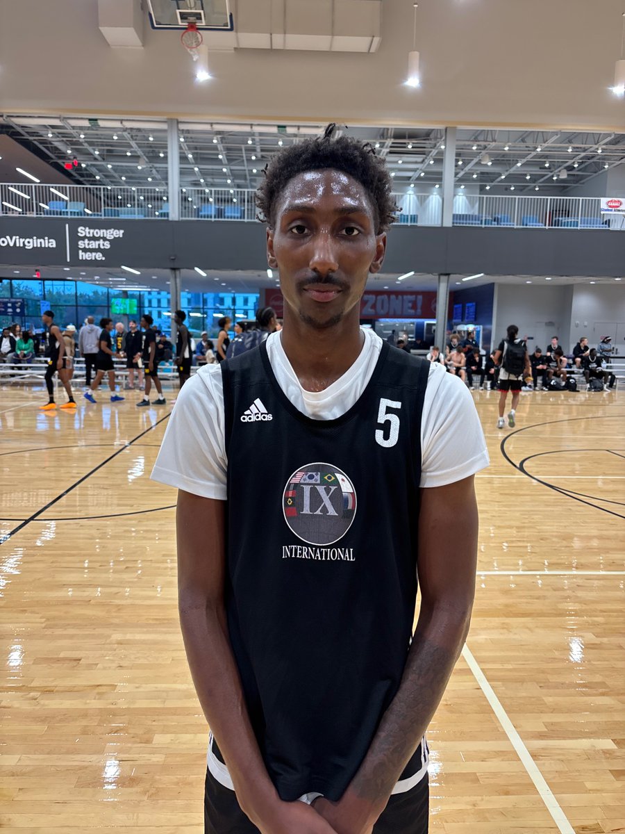 theCBGLive's tweet photo. Eric Hillsman led IX International to a 68-59 win over Catonsville CC (MD) with 17 points (15 in the 2nd half). Catonsville was led by a 19 point output from Kassius “Kash” Willis during the 9:00 AM slate in our JUCO Prep Showdown.
#CBG #RunIt https://t.co/cQLTZbpssa