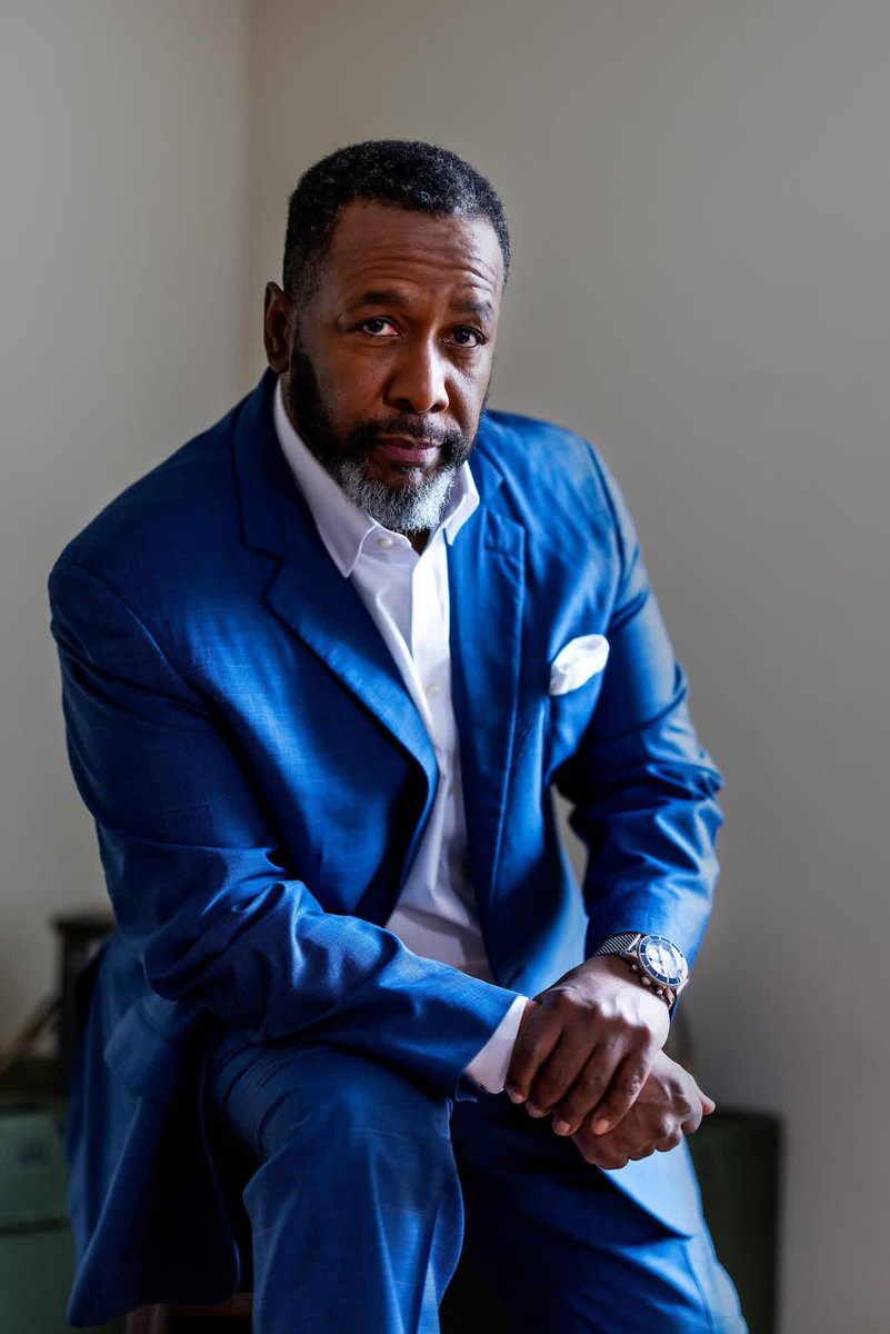 WendellPierce's tweet photo. The artistic season has begun:
ELSBETH premiere this week
THE EVER FONKY LOWDOWN with Wynton Marsalis and Jazz at Lincoln Center orchestra (NY,Chicago and Ann Arbor)
HENRY IV (parts 1&2) as “Falstaff”. Shakespeare in the Park.
JABARI’S PEOPLE, a film by Delroy Lindo
Theatre, Television, Film, Music. My season ahead.