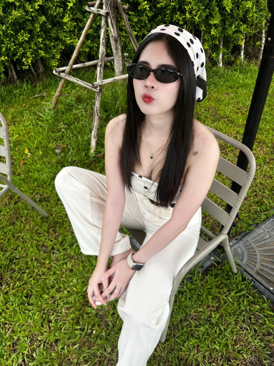 MarhtaMatsrf's tweet photo. 🍒 รีวิวจากที่ลองใช้เองนะคะ ชอบตรงที่ทาแล้วเนื้อครีมไม่หนักหน้า ใช้ตอนเช้าก่อนแต่งหน้าก็สะดวก ผิวดูเนียนขึ้นและลุคโดยรวมดูสดใสแบบไม่ต้องแต่งเยอะ ใครเป็นสายงานผิวธรรมชาติ น่าจะถูก🫧✨ 

🆔:fonmini_69

#ลำพูน #ป่าซาง https://t.co/F9YiBu3oF8