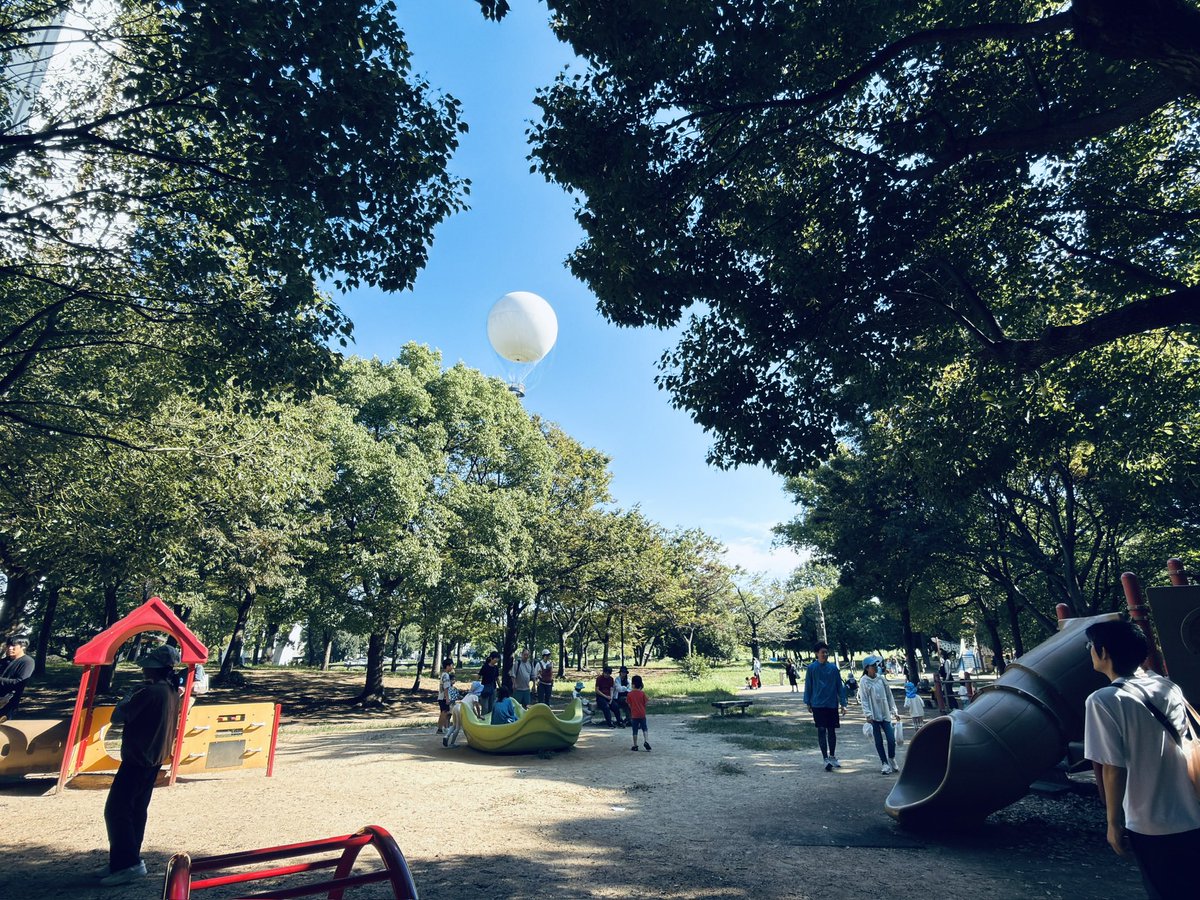 Moutooon's tweet photo. おおさか堺バルーン1度乗ってみたい
堺市民は多少優待があるとはいえそこそこの値段はする... https://t.co/jKQgy4TPNu