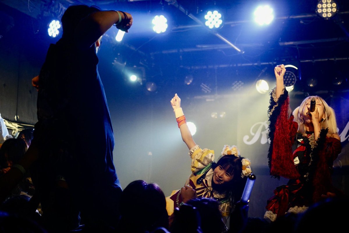 YUM351213's tweet photo. こたしゃんが撮ってくれてました！
ありがとう〜！
また名古屋遊びに来ます♪
#AZON
#RADHALL https://t.co/se0emxpYaz