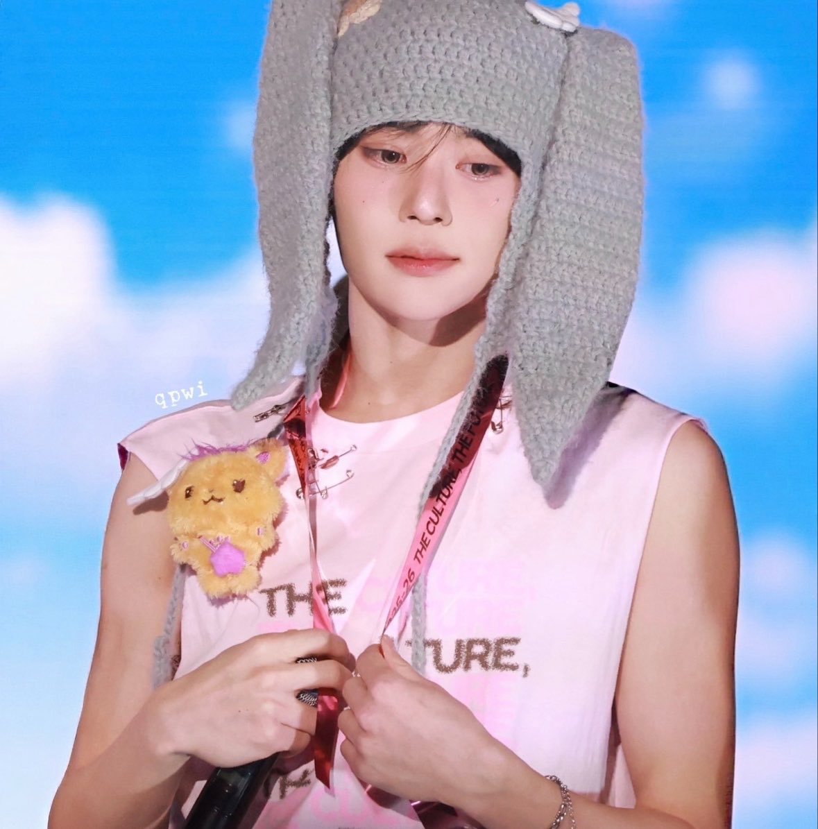 wish0ful's tweet photo. 씹천사는 너인걸….. https://t.co/8EMcFnTuxZ