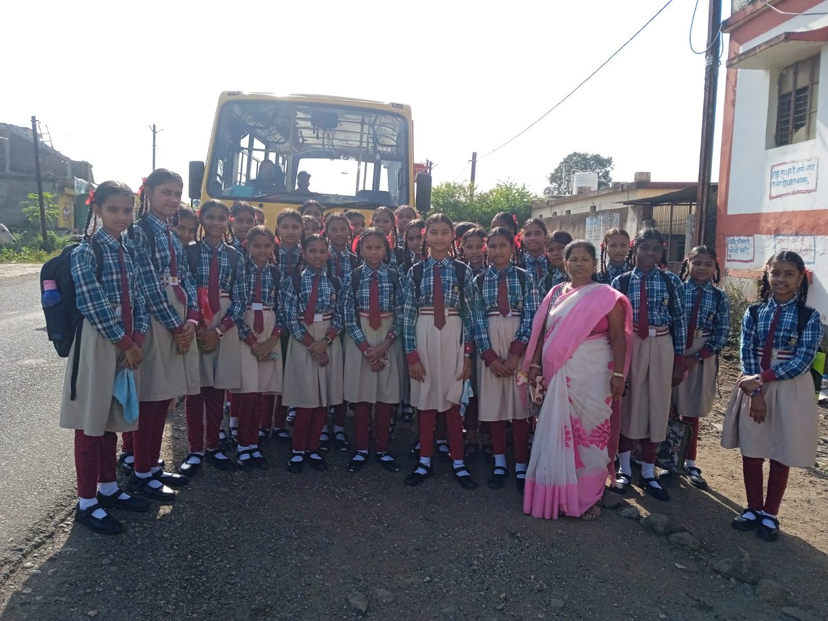jabalpurdm's tweet photo. राष्ट्रीय मैरिट कम मींस छात्रवृत्ति योजना : चयन परीक्षा में 5 हजार 621विद्यार्थी शामिल हुए.

@schooledump  
#JansamparkMP #jabalpur 
RM : https://t.co/ommkF1JuQj https://t.co/fsyz8yNCuV