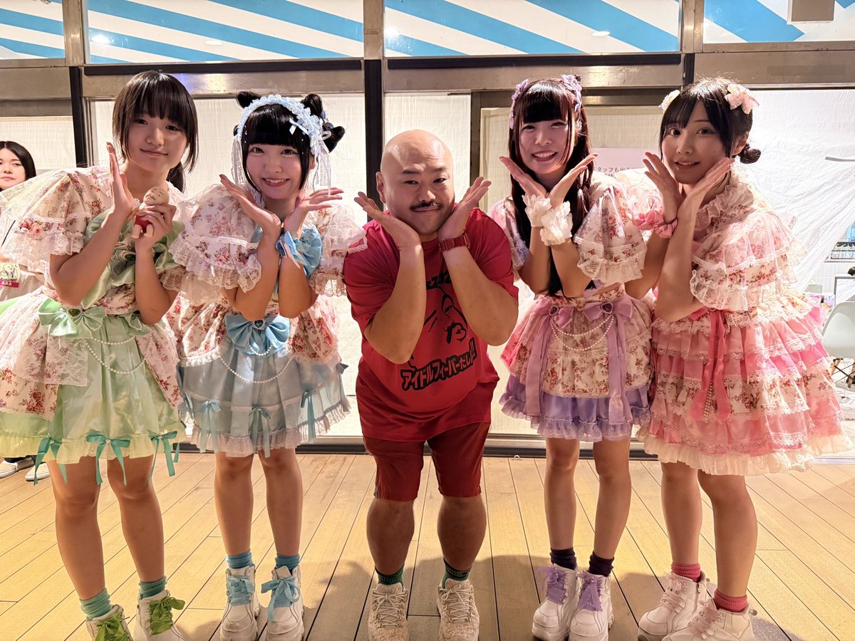 pacchi_twinkle's tweet photo. #クロフェス2026 様に #青森県 代表としてpacchiをお呼び頂きありがとうございましただしん✨️
青森県のPRもさせて頂きました🙇‍♂️
初の試み、pacchi全曲メドレーも‼️
そして #クロフェスご当地選手権 5位でした😭
会いに来てくださった皆さん大好き💜🩵🩷💚
クロちゃんさん大好きありがとだしんよ❕ https://t.co/oOsk99DMFz
