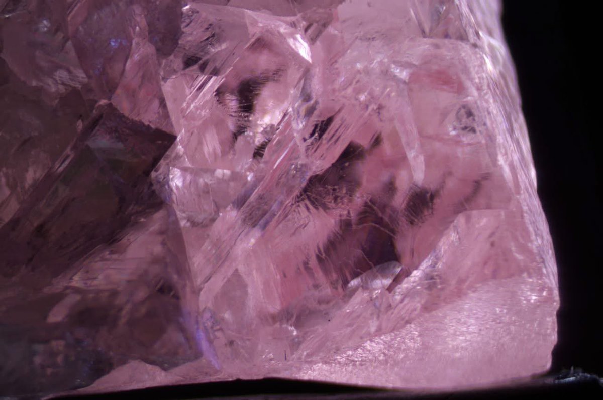 MosimegaEsq's tweet photo. A lab can grow a diamond in weeks. 

It cannot grow a 37-carat stone that was pressed pink by the Earth, then finished in stillness.

Botswana just pulled history out of the ground, two chapters in one crystal.

Karowe's 37.41ct pink-and-colorless diamond: made in two acts, under pressure, over deep time.

You can replicate the sparkle. You can't replicate the story.

Botswana doesn't just produce diamonds. It produces proof of Earth's history. 🇧🇼

Synthetics sell perfection. We sell provenance. 💎🇧🇼

Source:

https://t.co/dQl3jz3N5d