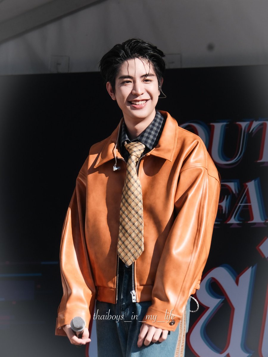 days_with_thai's tweet photo. The leather jacket today 🫶🏻😳😳

SEAKEEN X THAIFEST PARIS 

#SeaKeenxtoutafaitThai2026
#sea_ta_lay @sea_ta_lay https://t.co/6PFGWsOwBX