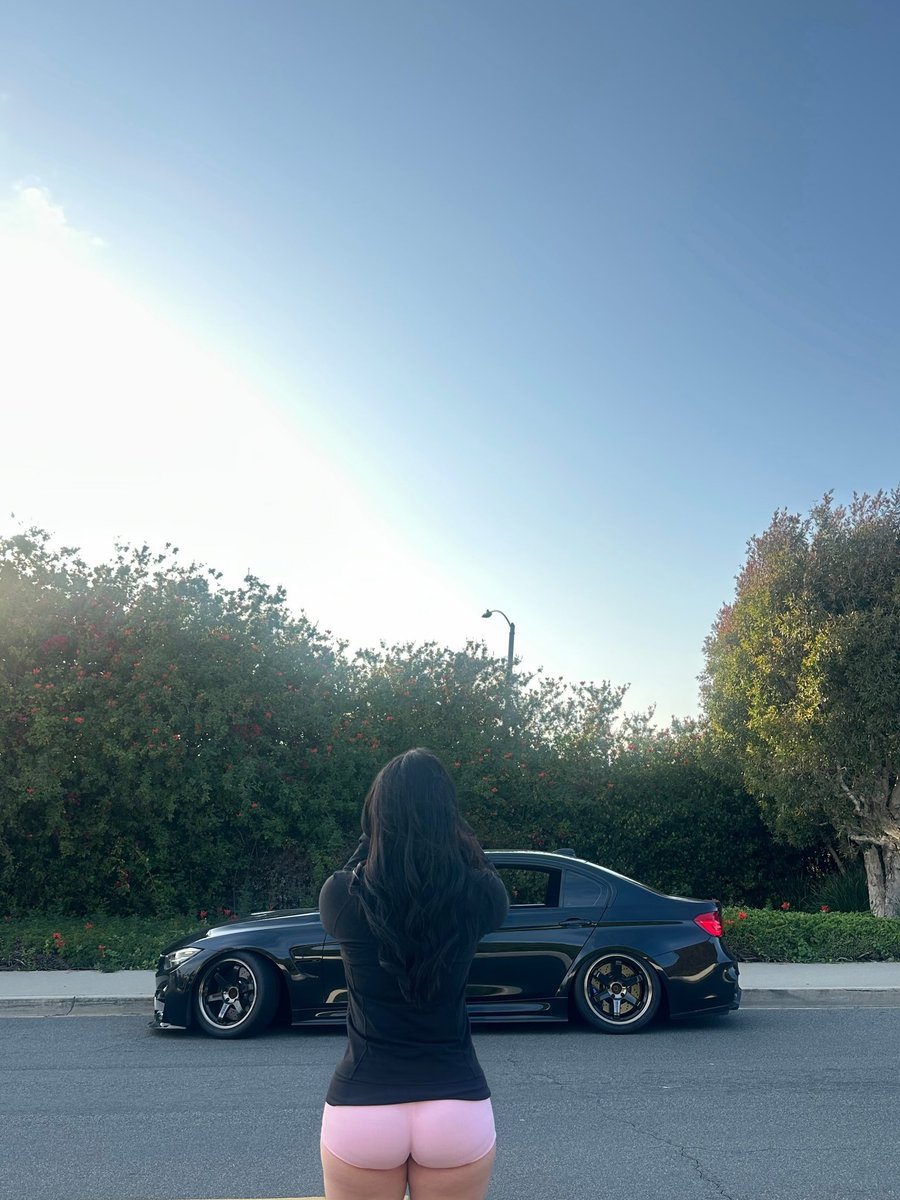 itsjustcassiie's tweet photo. 🖤 https://t.co/EuxMF3930P