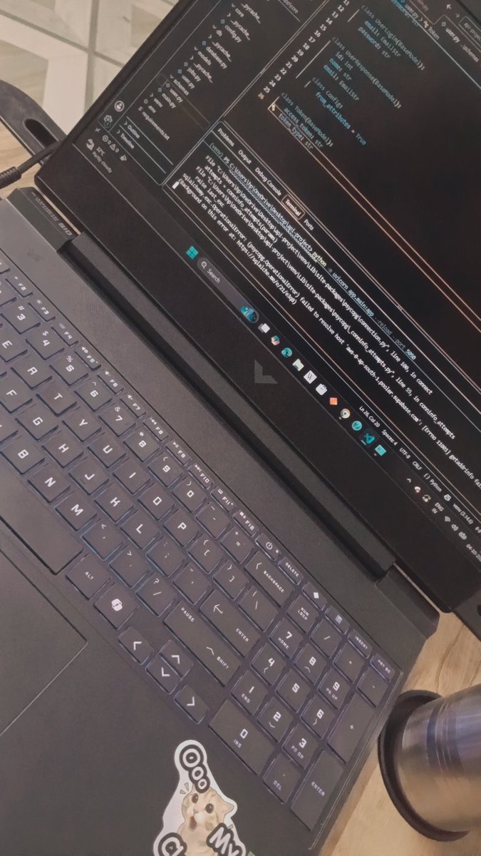 KhushiKushop's tweet photo. #WeekendUpdate 🥹
Day full of debugging,analyzing,doubting and eating 😌 https://t.co/LKbO4xRCys