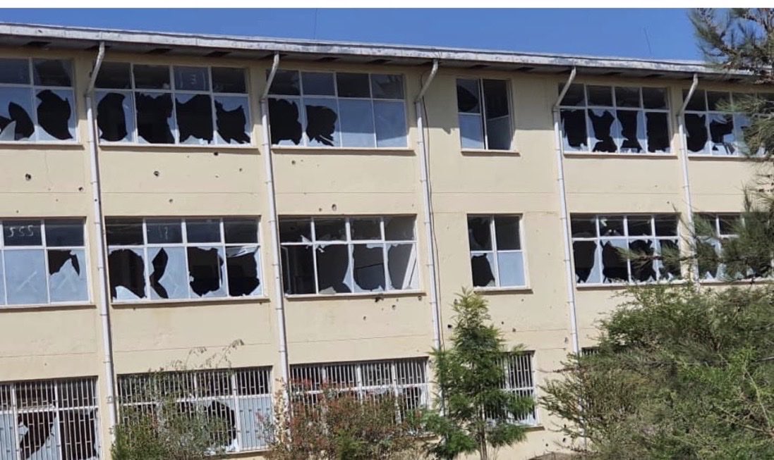 MizerTigrewayti's tweet photo. Ethiopia is actively bombing civilians in Tigray. 
#ReconnectTigray
@UN @UNHumanRights @UN_HRC 
@WhiteHouse https://t.co/lWX8h10n3p