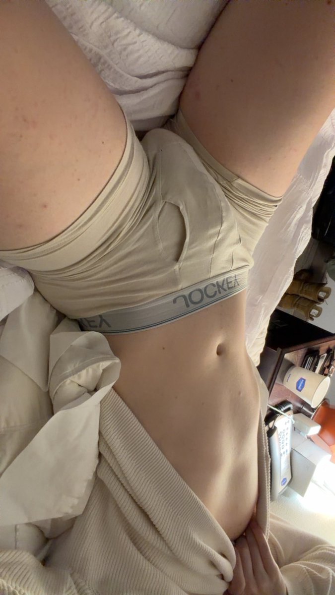 jarnage04's tweet photo. i was told to post bulge https://t.co/fhjrUU2rH7