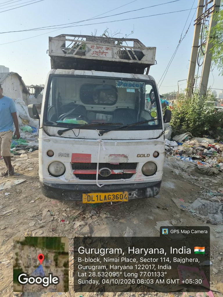 police_haryana's tweet photo. 🚨 गुरुग्राम पुलिस की बड़ी कार्रवाई

दिल्ली से अवैध रूप से कूड़ा-कचरा एवं प्लास्टिक कचरा गुरुग्राम में लाकर डालने वाले 10 आरोपी गिरफ्तार।

▪️ 04 अभियोग दर्ज
▪️ वारदात में प्रयुक्त 07 वाहन बरामद
▪️ अवैध नेटवर्क एवं वाहन मालिकों की भूमिका की जांच जारी

पर्यावरण को नुकसान पहुंचाने वाली अवैध गतिविधियों के विरुद्ध सख्त कार्रवाई जारी।

#GurugramPolice #HaryanaPolice #EnvironmentalProtection

@cmohry @NayabSainiBJP @csharyana @DGPHaryana