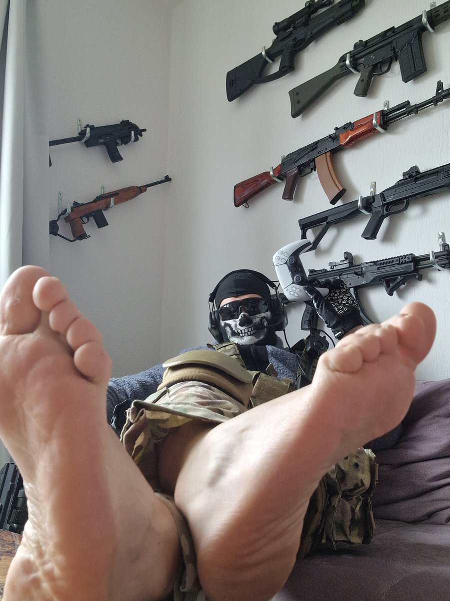 Gear_F0X's tweet photo. Wanna hang out? https://t.co/iO6exLNQnR
