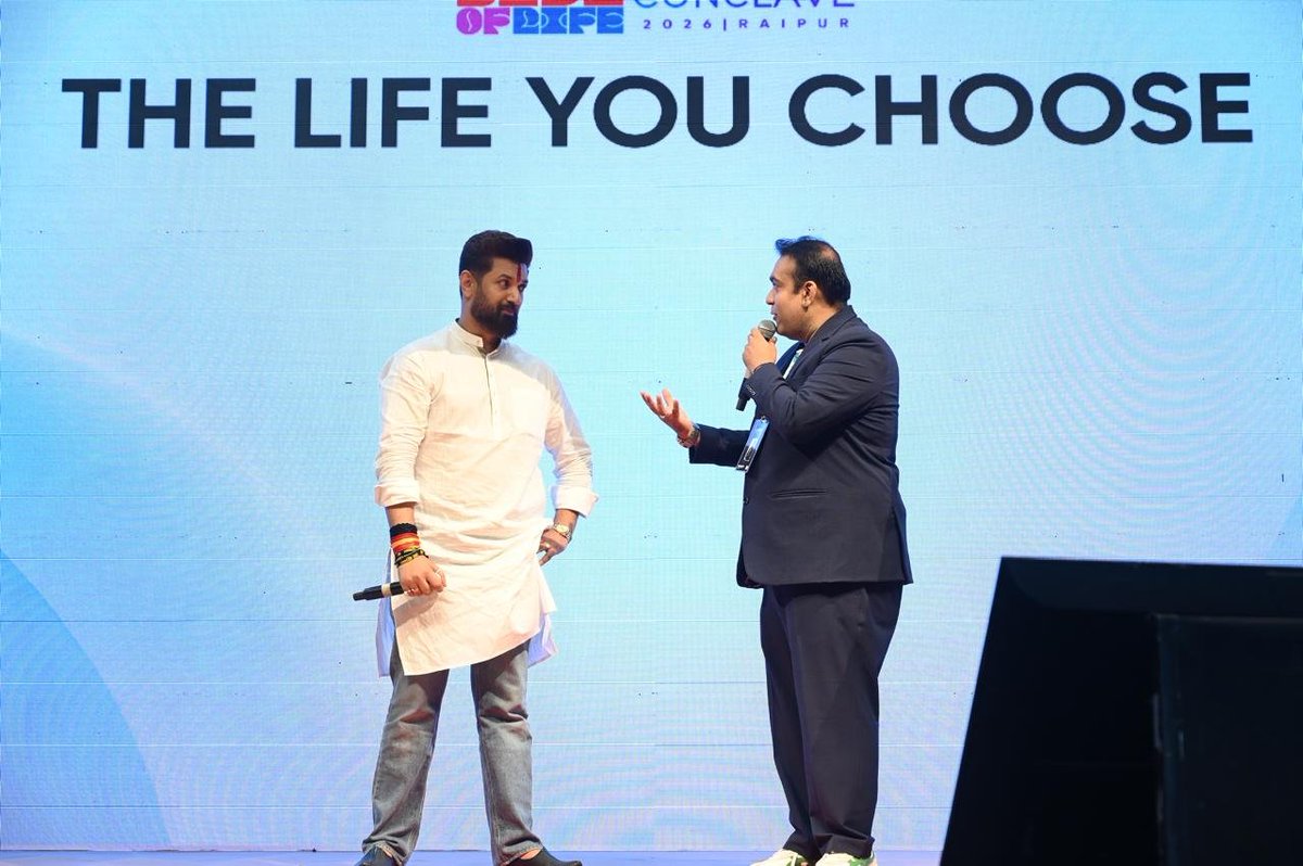 iChiragPaswan's tweet photo. आज छतीसगढ़ के रायपुर में ROLBOL (Rest of Life… Best of Life) Youth Conclave में मुख्य वक्ता के रूप में युवाओं को संबोधित करना मेरे लिए सौभाग्य की बात रही।

Change Maker Award से सम्मानित सभी विजेताओं को हार्दिक बधाई एवं शुभकामनाएँ।
ROLBOL Community की पूरी टीम को इस शानदार पहल के लिए बहुत-बहुत शुभकामनाएँ।
