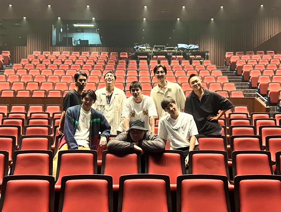 tomitarei15's tweet photo. 「 #ナイボー」本日昼公演⚾️ご来場誠にありがとうございました！
こちらの写真は野球部員で撮りました📸
左上から右に(志野原高校役名)ナンバ、サカウエ、ホクト、カネコ、アツシ
左下から右にウツボ、リトル、ムラキです✨️
明日はマチソワです。新たな週初めお気をつけてお越しくださいませ！
 #TBS https://t.co/ImXNugERQ6